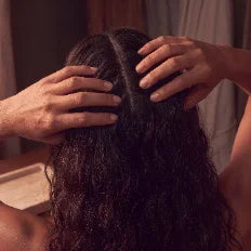 Massage with flat fingertips